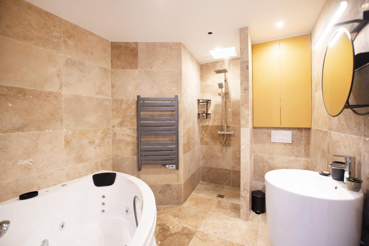 파리 Guestready - Studio With Jacuzzi In The 10 Th 아파트 외부 사진
